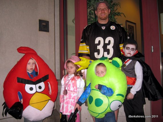 Family of Birds Halloween Costume