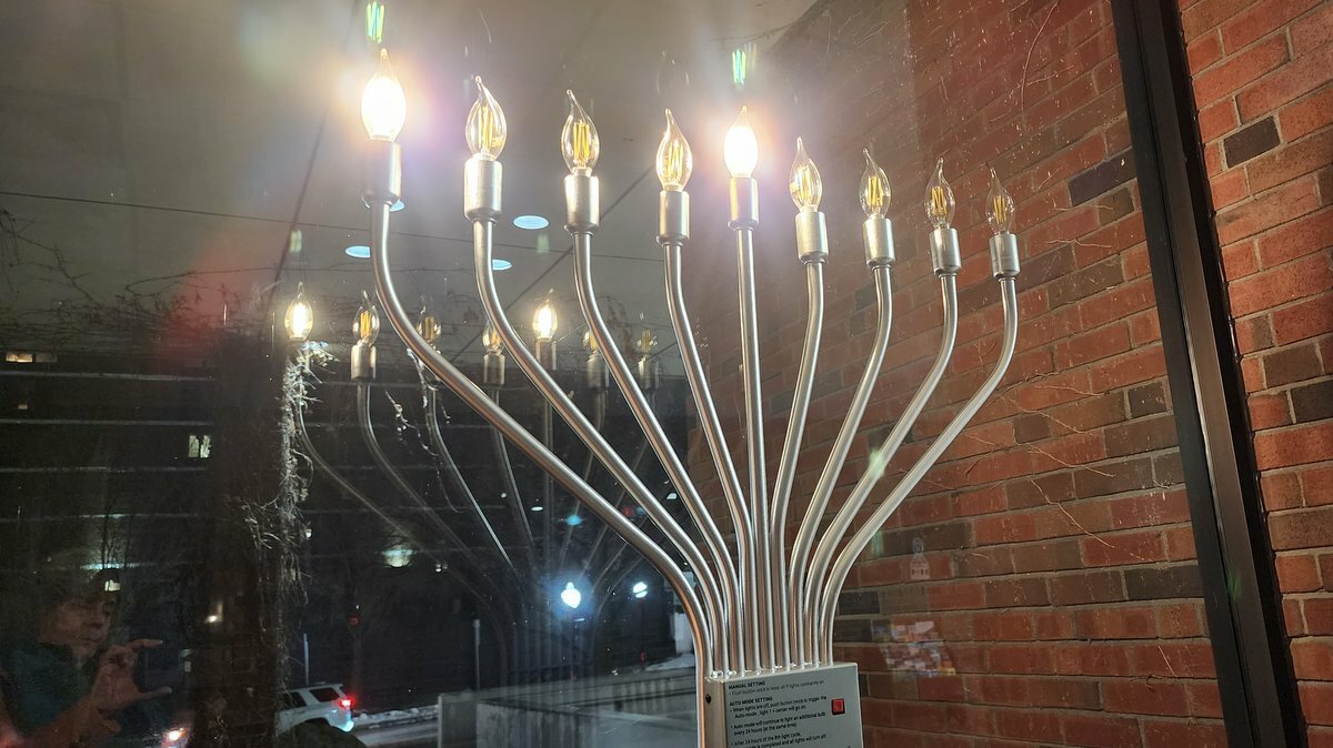 Hanukkah menorah lighting to be held on 'Sunday Night Football' for first  time